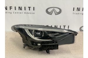 Фара передняя правая адаптивная