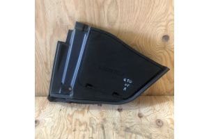 Крышка аккумулятора правая