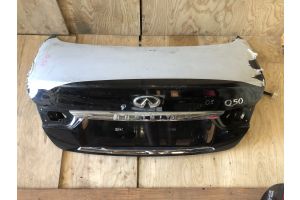 Крышка багажника