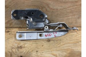 Петля капота левая