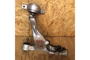 Рычаг передний левый нижний