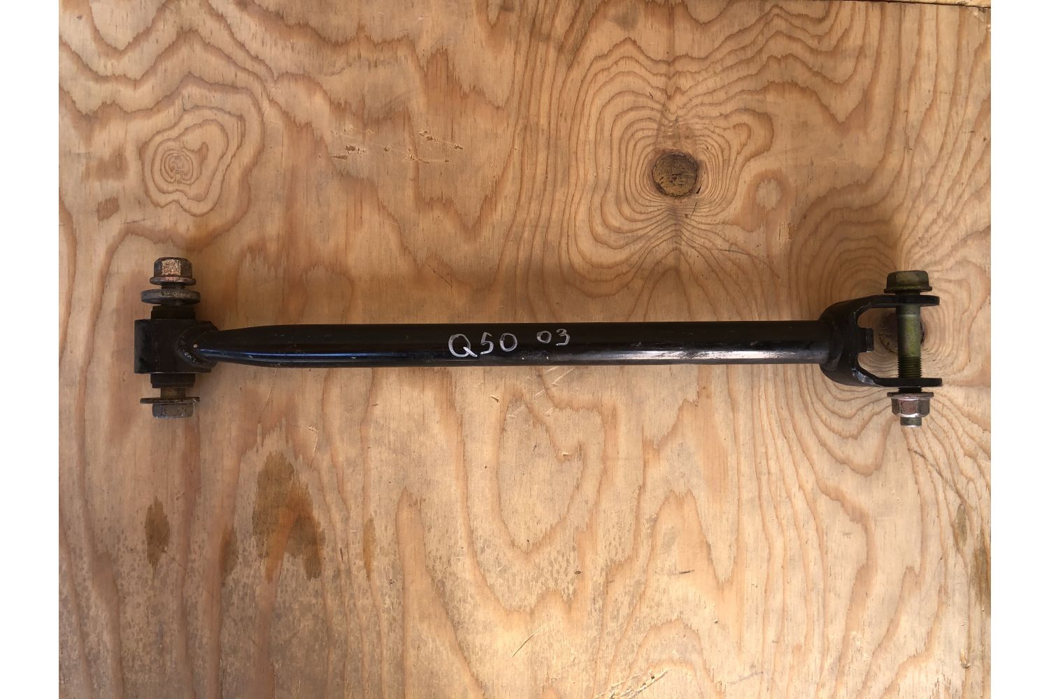 Рычаг задний нижний