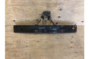 Усилитель бампера передний