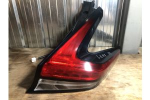 Задний правый фонарь